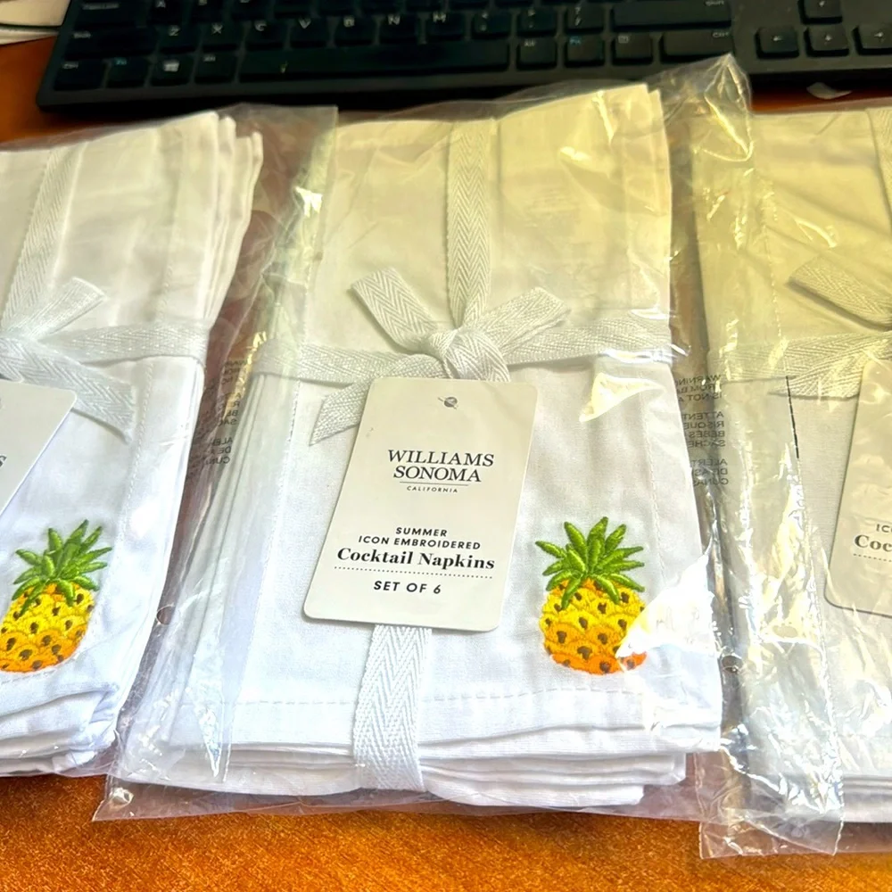 NEW Williams Sonoma Summer Icon Embroidered Cocktail Napkins